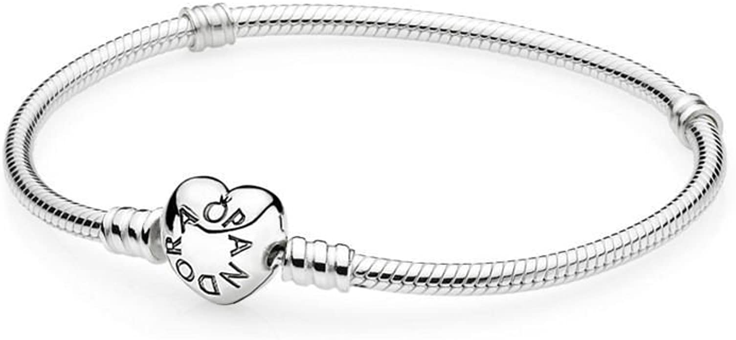 Pandora 590719, avec fermoir en argent sterling en forme de cœur.